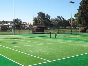 Tenis