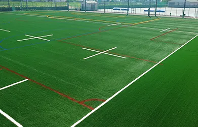 Césped sintético para multideportivo
