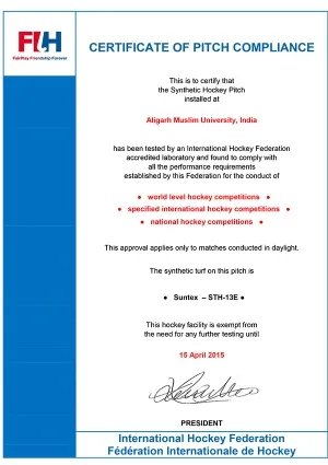 Certificado de cancha FIH de la Universidad Musulmana de Aligarh